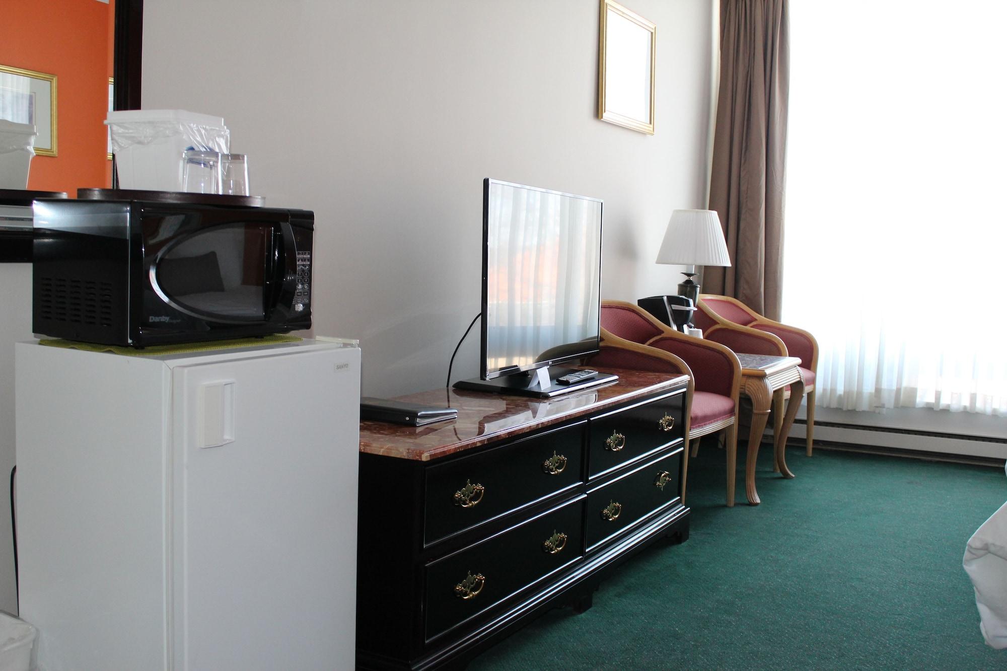 Surestay Plus By Best Western Windsor Ngoại thất bức ảnh