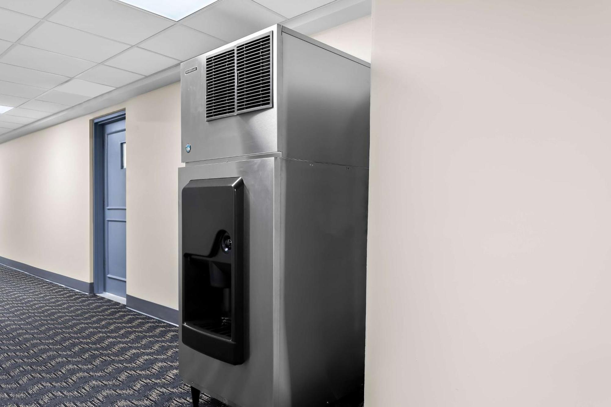 Surestay Plus By Best Western Windsor Ngoại thất bức ảnh