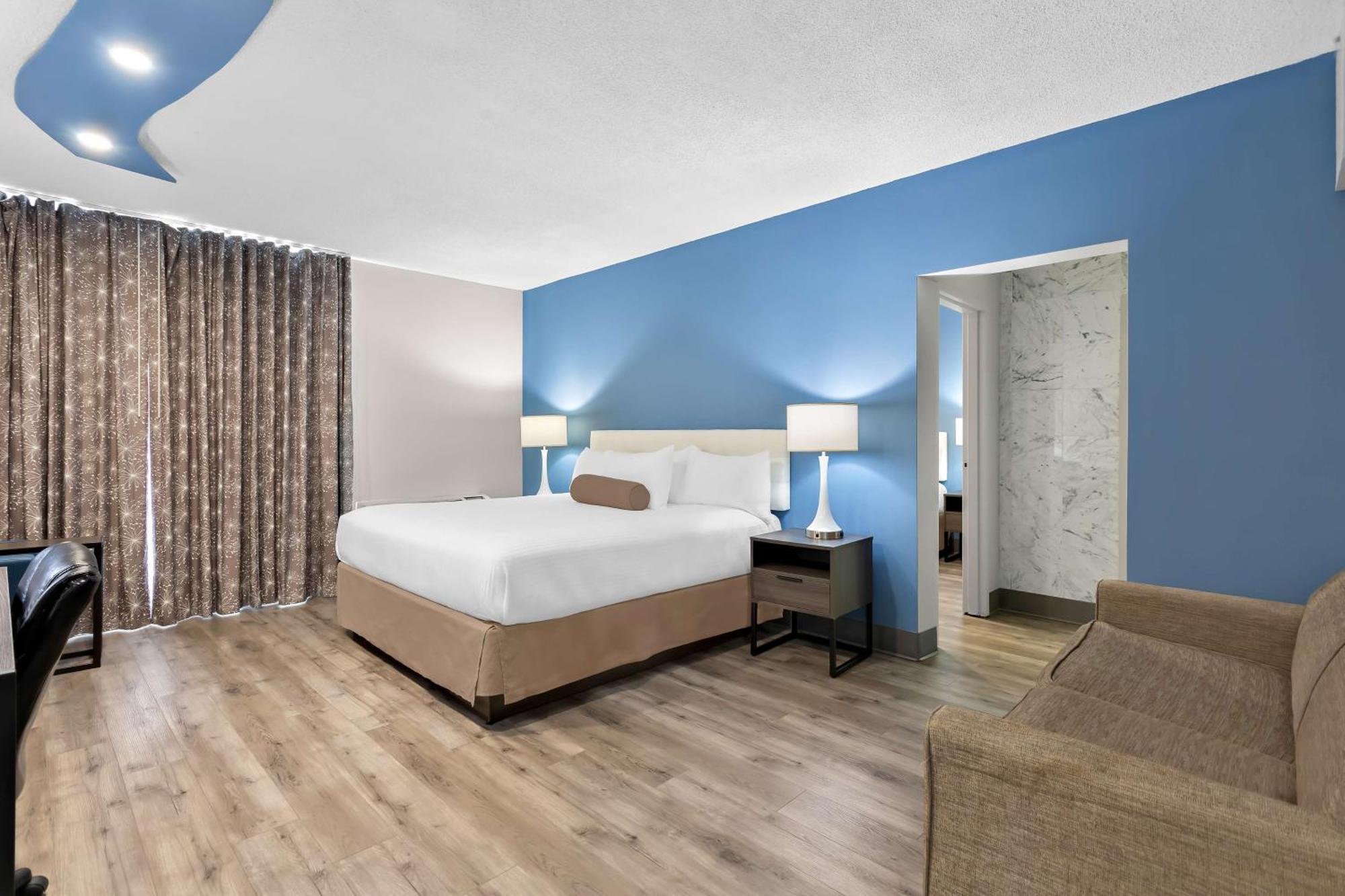 Surestay Plus By Best Western Windsor Ngoại thất bức ảnh
