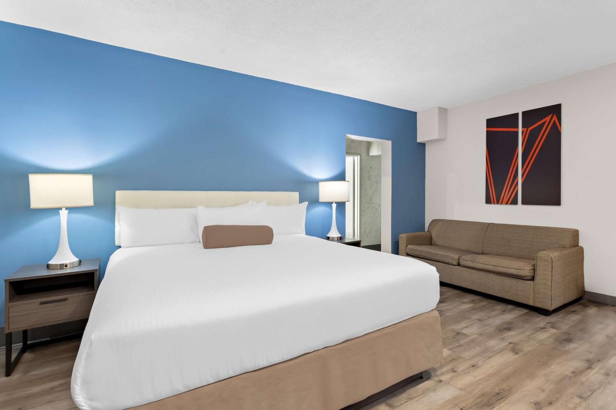 Surestay Plus By Best Western Windsor Ngoại thất bức ảnh