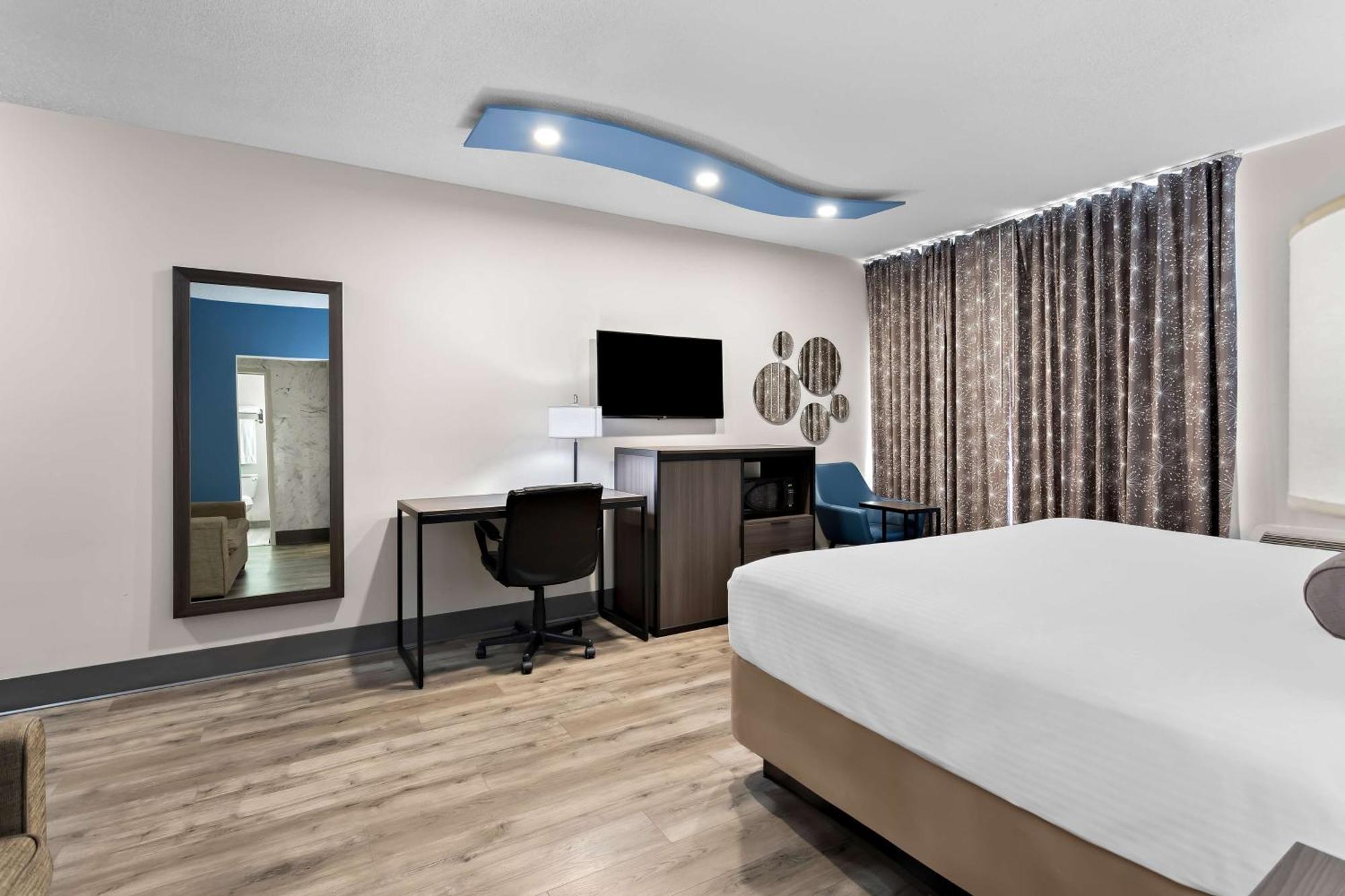 Surestay Plus By Best Western Windsor Ngoại thất bức ảnh
