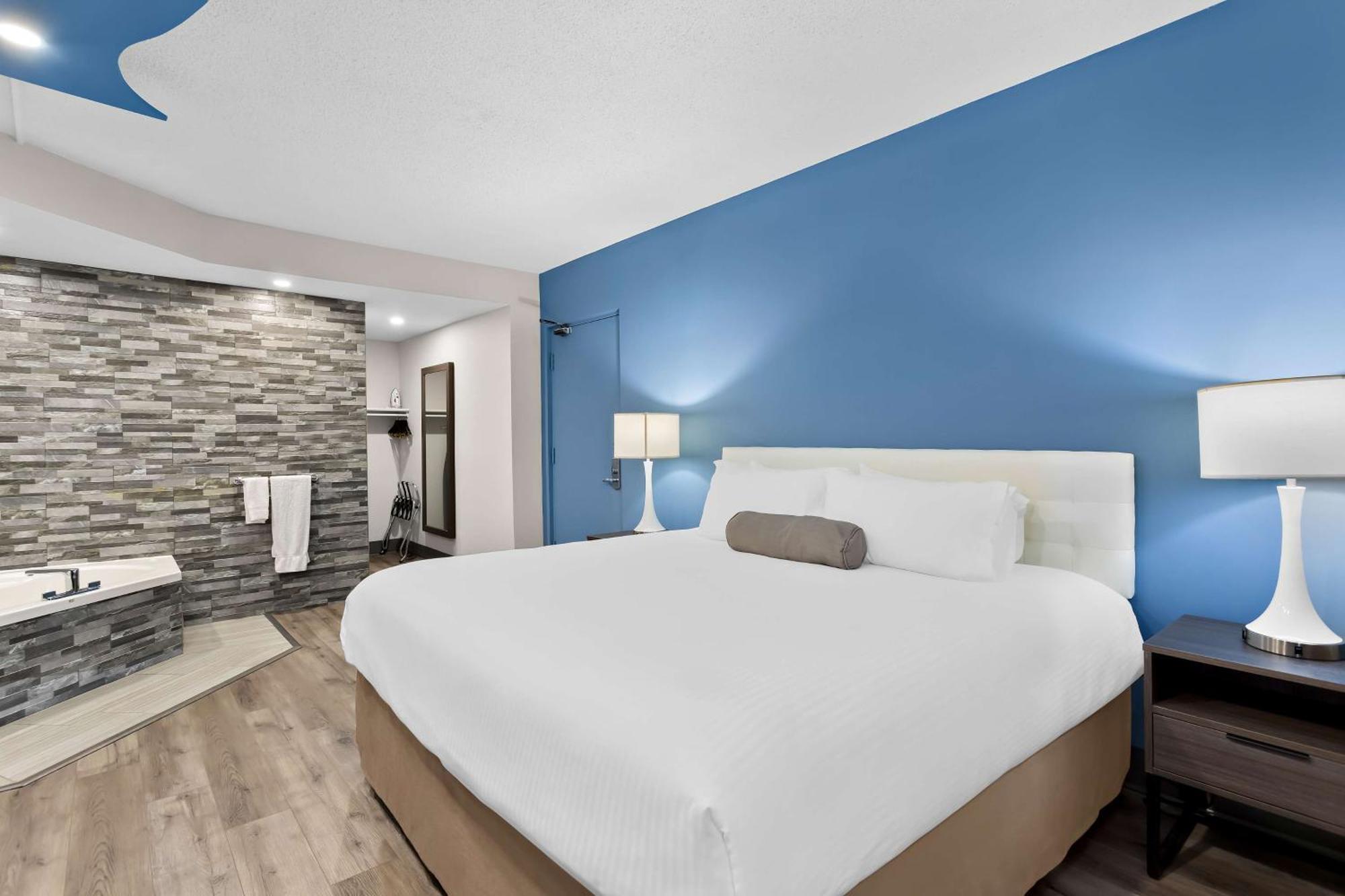 Surestay Plus By Best Western Windsor Ngoại thất bức ảnh